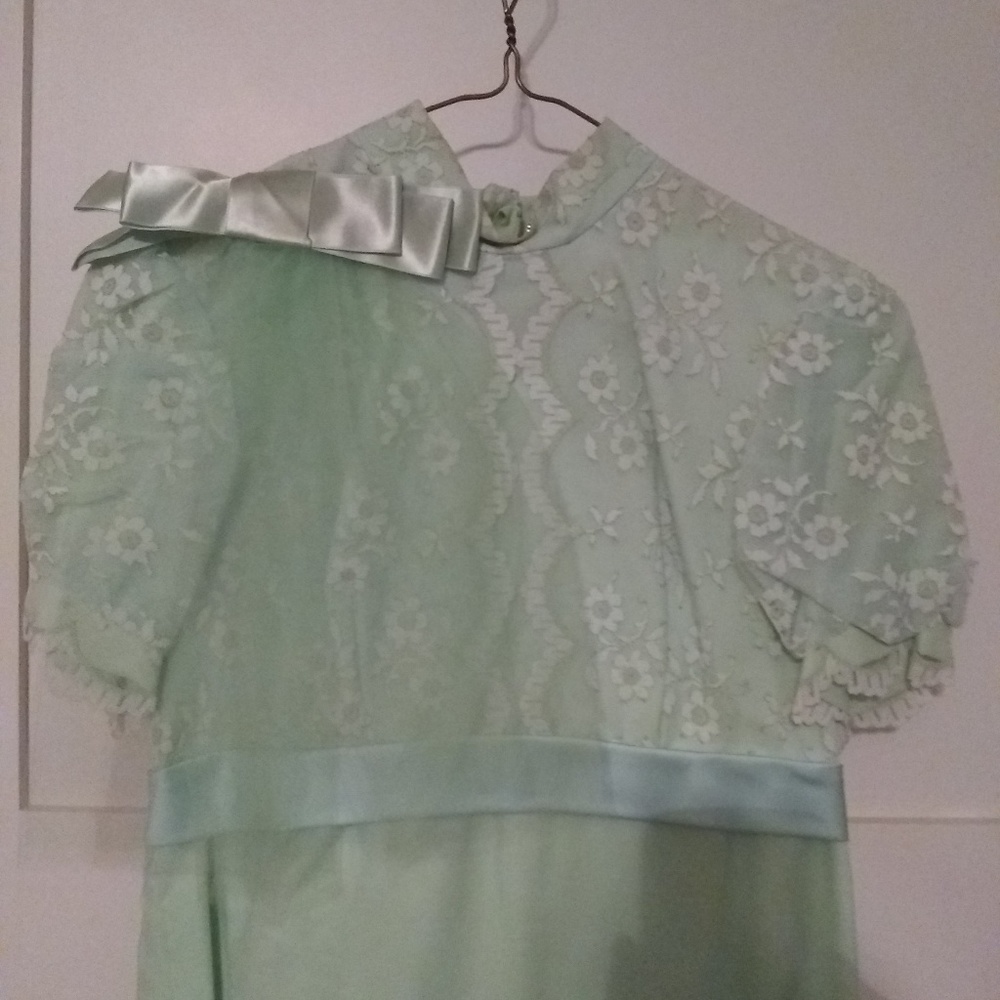 Vintage 1950s junior bridesmaids dress